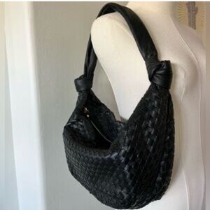 Giorgia Milani Leather Hobo Knotted Strap Shoulder Bag Black Made in Italy